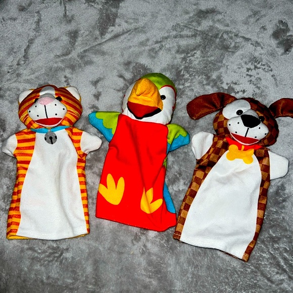 Melissa and Doug puppet set - Picture 1 of 4